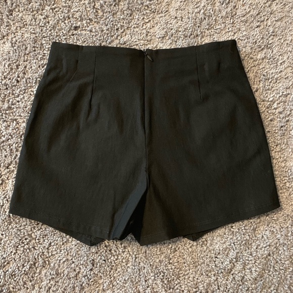 Beautiful Blue Blush Black Envelope Skort - Picture 3 of 6